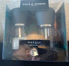 Image of Cole & Mason : Napoli - Classic Salt & Pepper Mill Set