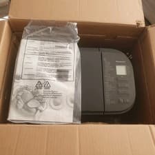 Image of Panasonic SD-YR2550 Automatic Bread Maker - Stainless Steel - Boxed!