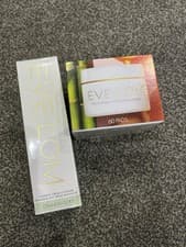 Image of Eve Lom Foaming Cream Cleanser 120ml &Eve Lom Rescue Peel Pad 60Pads BN