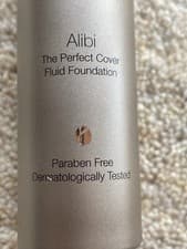 Image of DELILAH Alibi The Perfect Cover Fluid Liquid Foundation Makep Lily 8881 30ml