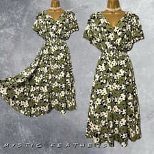 Image of New Women's ROMAN Petite Floral Delicate Feminine Fit & Flare Midi Dress Size 14
