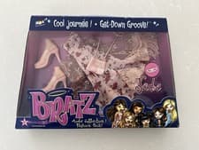 Image of RARE Bratz Fashion Pack ‘Get Down Groove’ Jade