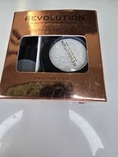 Image of Revolution Flawless Foils Eyeshadow