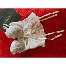 Image of ANN SUMMERS UNDERWRIED WHITE BASQUE SUSPENDER SIZE  14 B-C     'THE ICON'