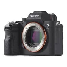 Image of Sony Alpha 7 III ILCE7M3B.CEC Camera Full-Frame Mirrorless - Black