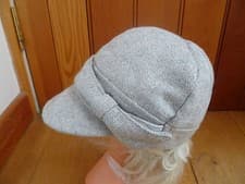 Image of MONSOON ACCESSORIZE GREY WHITE SILVER TEXTURED WOVEN BAKER BOY HAT CAP