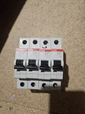 Image of ABB 16 AMP CURVE B 10kA MCB CIRCUIT BREAKER 2CDS271001R0165 S201M