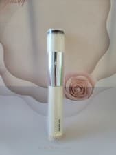 Image of Chantecaille Buff And Blur Brush Travel Size New in Sleeve
