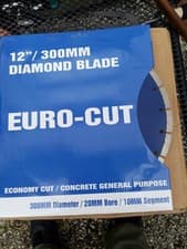 Image of DIAMOND DISC 300MM X20MM BORE. 10MM SEGMENT. CONCRETE/GEN. PURPOSE. EURO CUT