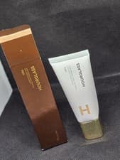 Image of HOURGLASS VEIL Hydrating Skin Tint 35ml- 5 - light With Warm Undertones RRP £49