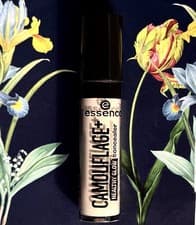 Image of Essence Camouflage + Healthy Glow Concealer 10 Light Ivory 4ml