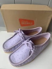 Image of NEW LADIES CLARKS ORIGINALS WALLABEE LILAC TEXTURED LEATHER SHOES UK SIZE 6.5