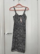 Image of Women’s Boohoo Leopard Print Midi Dress UK 8 (BNWT) Brand New with Tags