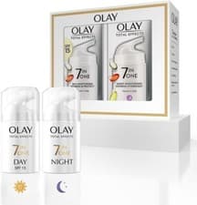 Image of Olay Total Effects Anti-Ageing 7in1 Gift Set: Day Cream Moisturiser 37ml, Night