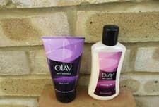 Image of Olay anti-wrinkle face wash 150ml + Olay anti-wrinkle cleansing milk 200ml