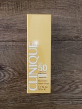 Image of Clinique Sun Protection Face Cream with Solar Smart SPF50 50ml Brand New