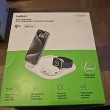 Image of Belkin Boost Charge 3 in 1 (15W) iphone,watch,airpods brand new