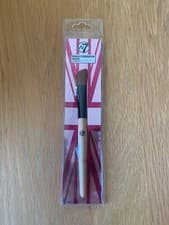 Image of Brand New & Sealed W7 Angled Foundation Brush