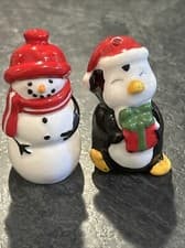 Image of Cracker Barrel Ceramic Salt Pepper Shaker Penguin Snowman Set Bnwt