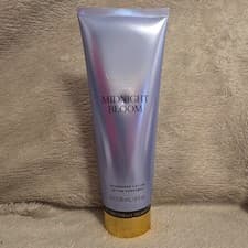Image of Victoria's Secret MIDNIGHT BLOOM Fragrance Body Lotion 236ml 💙🎁