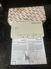 Image of Honeywell SmartFit Base Unit Wiring Center W4672A1009 White