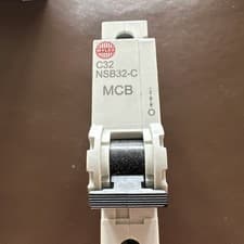 Image of Wylex NHXB32 Miniature Circuit Breaker (MCB) 6kA Type C - 40 Amp
