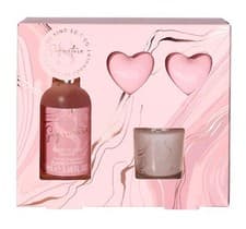 Image of The Kind Edit Co. Signature Relax & Bathe - Candle, 2 x Bath Fizzers, Body Wash