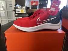 Image of Nike Youth Size 6 Nike Star Runner 3 (GS) University Red DA2776606