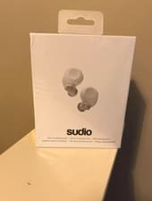 Image of Sudio Fem True Wireless In-Ear Bluetooth Headphones | White
