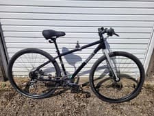 Image of Pinnacle Lithium 3 2020 Hybrid bike. Hydraulic Disk Brakes.
