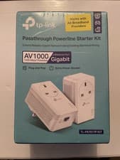 Image of TP-Link AV1000 Gigabit Powerline Starter Kit with Electrical Outlet
