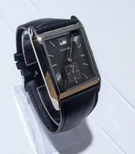 Image of Accurist Rectangle Gents Watch RRP£169.00 Model MS586GR