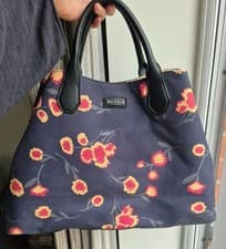 Image of MODALU ENGLAND Lexi Navy Mix Floral Print Large Shoulder Bag 