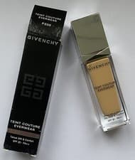 Image of Givenchy Teint Couture Everwear 24H Foundation P200 30ml Brand New Box Dented