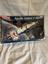Image of Monogram Apollo Saturn V Rocket Model Kit 1:144 Skill 2 5082