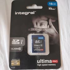 Image of Integral UltimaPro 16 GB, Class 10 (45MB/s) - SDHC Card - Retail -...