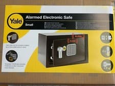 Image of Yale Small Alarmed Home Safe YEC/200/DB1