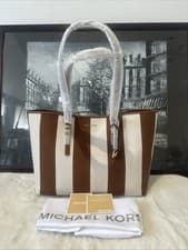 Image of New MICHAEL Michael Kors Quinn Large Open Snap Tote Bag 