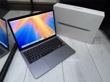 Image of Apple MacBook Air Retina 13.3" 2020 512GB SSD 16GB Ram 1.1GHz Core i5 Space Grey