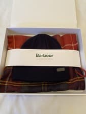 Image of Barbour Mens Swinton Beanie & Galingale Scarf Gift Set - New