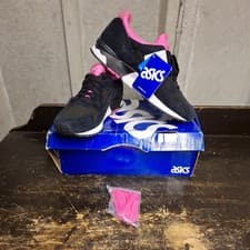 Image of ASICS GEL LYTE V LC BLACK/PINK MEN'S Trainers