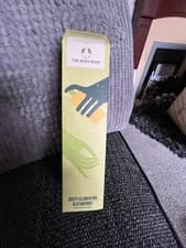 Image of The Body Shop Clementine And Starfruit Hair And Body Gift 150ml Solid Perfume