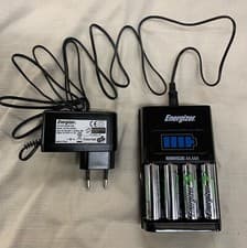 Image of Energizer 1 Hour AA /AAA Charger with 4 AA 2300 mAh NiMH Rechargeable Batteries