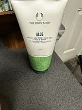 Image of The Body Shop - Aloe Multi-use Soothing Gel Face And Body 250ml Vegan Sun Burn