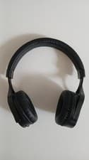 Image of Black headphones- Brand Akai (unused-very affordable)