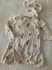 Image of Baby Unisex Pyjamas Gift Set In Size 2-4 Months BNWTS