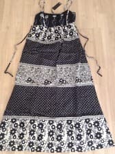 Image of BNWT Womens Long Dress Sleeveless M&Co Print Black Floral Patterned Size 10