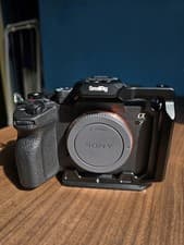 Image of Sony A7IV Camera Body Shutter Count of Less Than 500 With Batteries