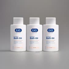 Image of E45 Dermatological Emollient Bath Oil 500ml (3 PACK) free DELIVERY 🚚 - 3 pack