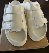 Image of UGG GoldenGlow Platform Slides Sandals In Sand Women Size 9 S/N 1167430 Jsm